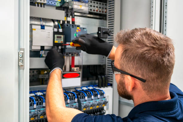 Best Electrical Installation Contractor  in Hibbing, MN